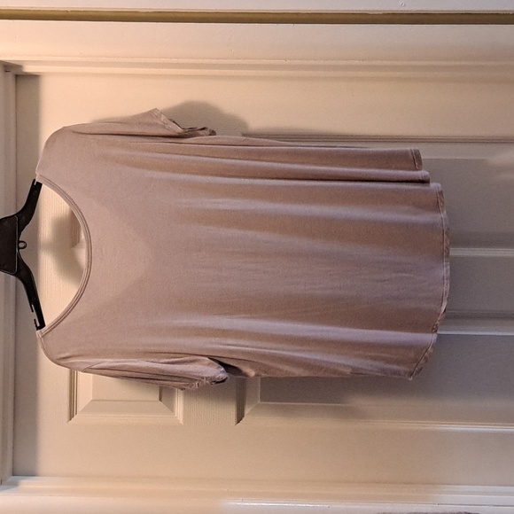 Rue 21 Short Sleeve Soft T - Picture 3 of 3